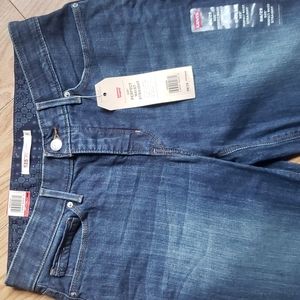 Levi's  525 perfect waist straight leg jean